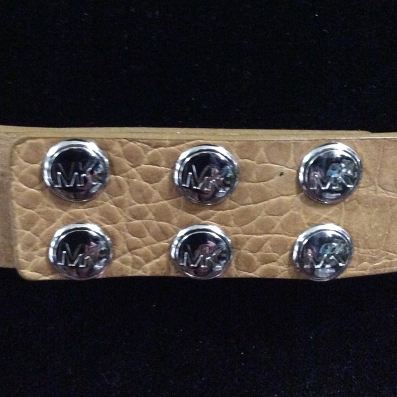 Michael Kors leather and silver tone chain belt - Picture 7 of 13